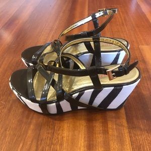 Kate spade brown and white sandals